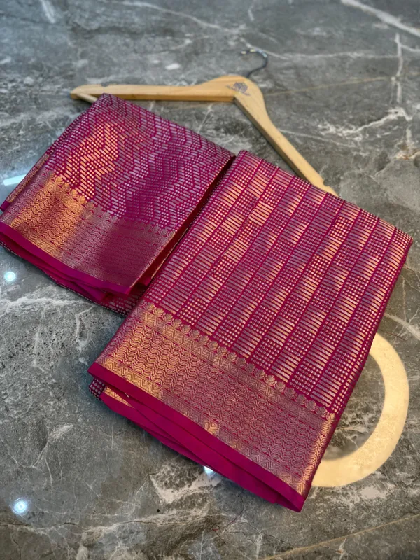 Pink_Silk_Saree_For_Women