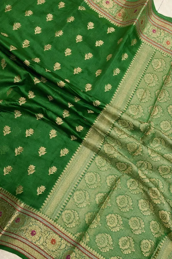 Green_Silk_Saree_For_Women