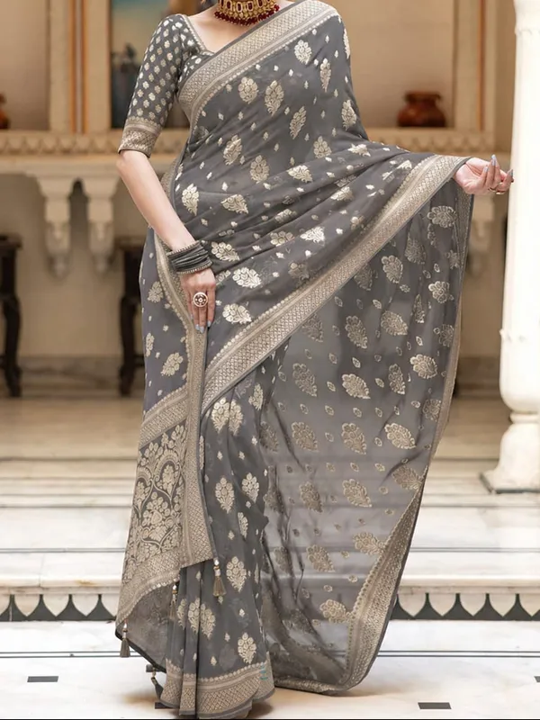 Grey_Georgette_Saree_For_Women