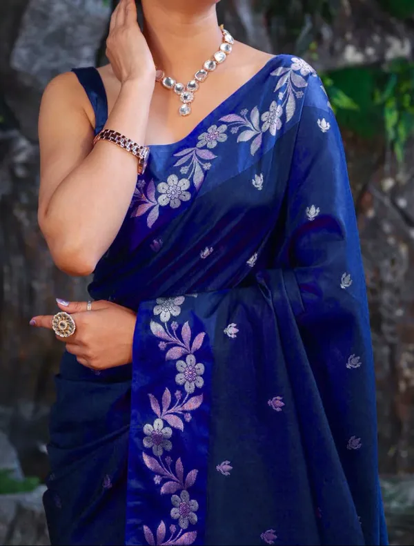Blue_Silk_Saree_For_Women