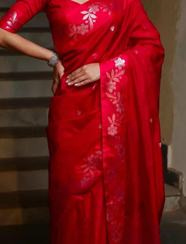 Red_Silk_Saree_For_Women