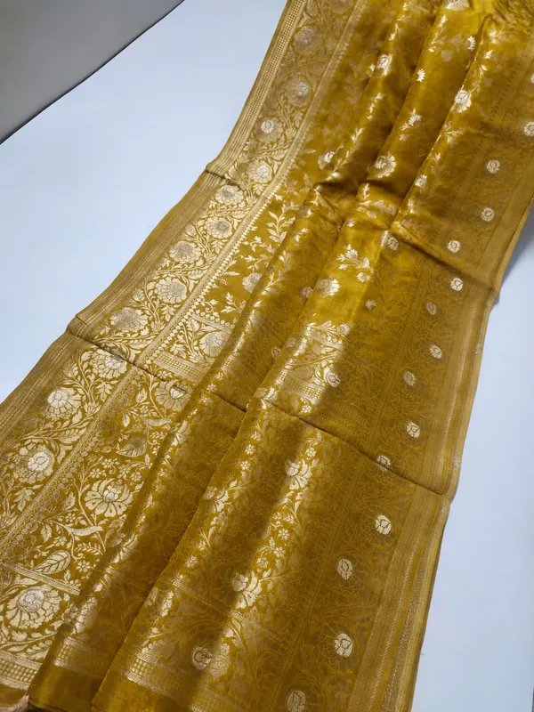 Semi_Silk_Saree_For_Women