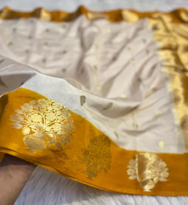 Off_White_Silk_Saree_For_Women