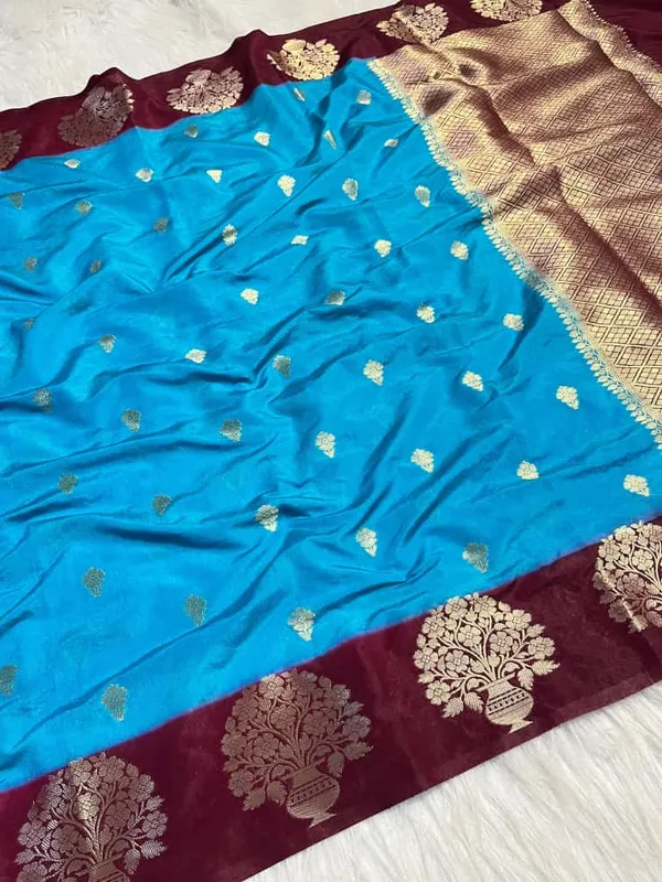 Blue_Silk_Saree_For_Women