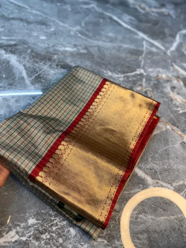 Grey_Silk_Saree_For_Women