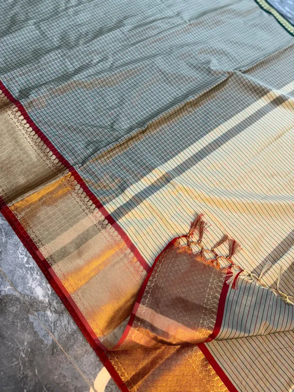 Grey_Silk_Saree_For_Women