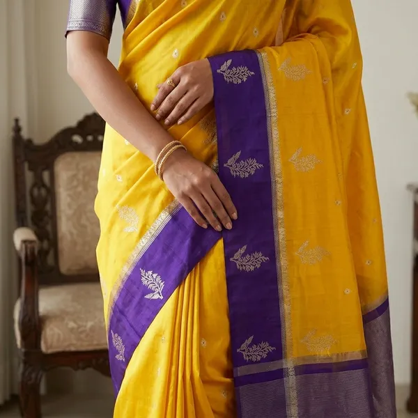 Yellow_Banarasi_Semi_Katan_Silk_Saree_For_Women