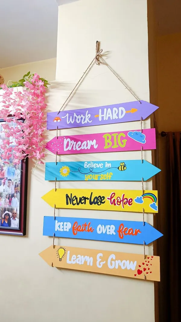 Multicolor_Wood_Motivational_Arrow_Quote_Wall_Hanging