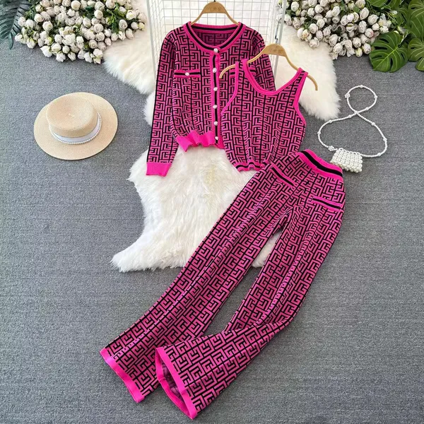 Pink_And_Black_Knit_Geometric_Pattern_Cardigan_Tank_Top_Pants_Set_For_Women