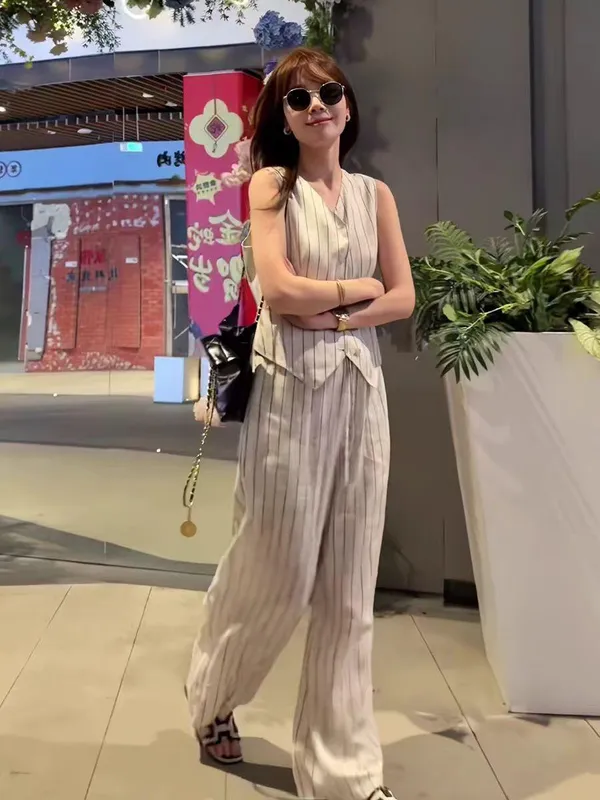 Off_White_Cotton_Linen_Striped_Sleeveless_Co_Ord_Set_For_Women