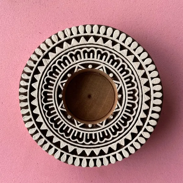 Tea_Light_Candle_Holder_Round