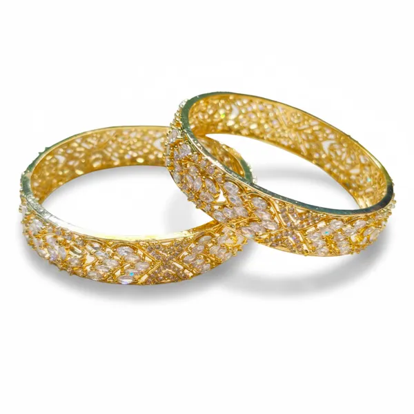 Gold_And_White_Brass_Premium_And_Elegant_Bangle_For_Women