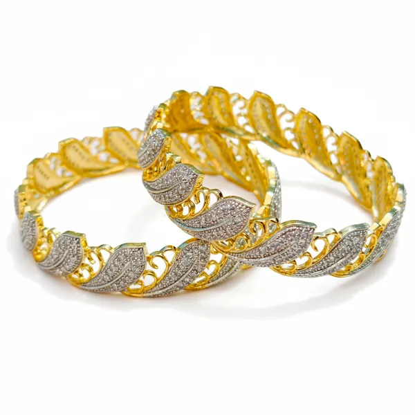 Gold_And_White_Brass_Premium_And_Elegant_Bangle_For_Women