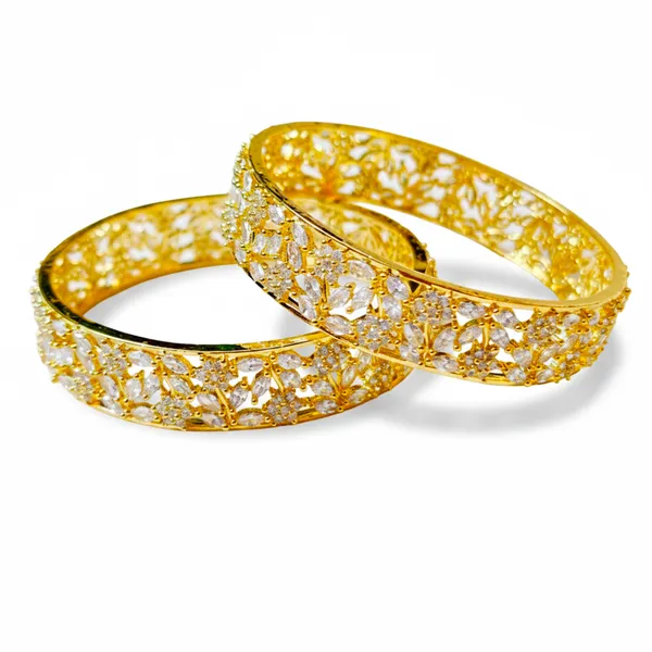 Gold_And_White_Brass_Premium_And_Elegant_Bangle_For_Women