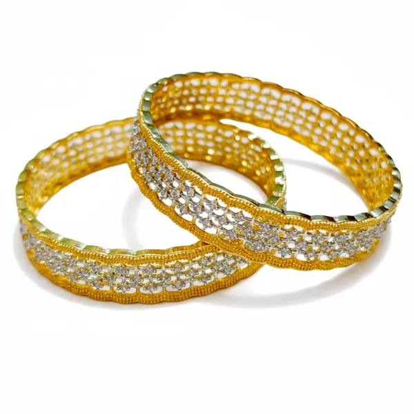 Gold_And_White_Brass_Premium_And_Elegant_Bangle_For_Women