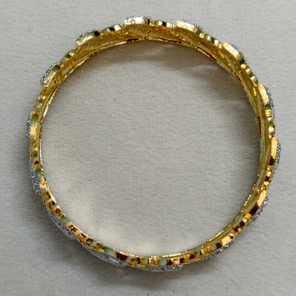 Gold_And_White_Brass_Premium_And_Elegant_Bangle_For_Women