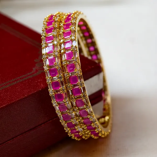 Gold_And_Ruby_Brass_Premium_And_Elegant_Bangle_For_Women