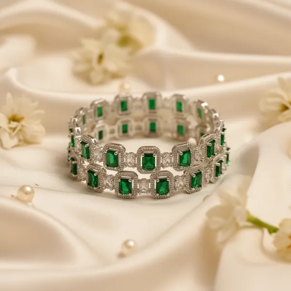 Silver_And_Green_Brass_Premium_And_Elegant_Bangle_For_Women