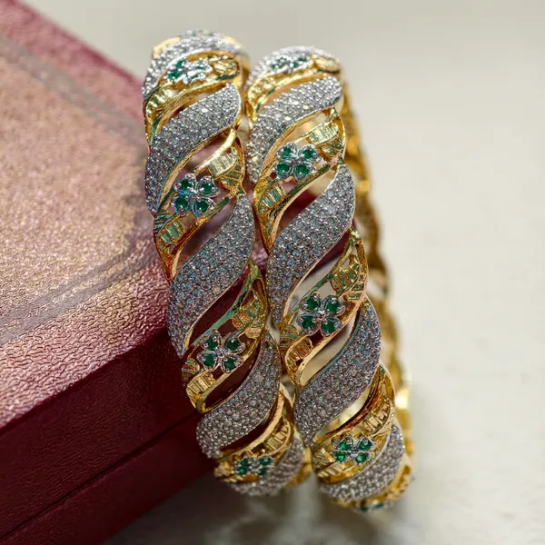 Green_And_Ruby_Red_Brass_Premium_And_Elegant_Bangle_For_Women