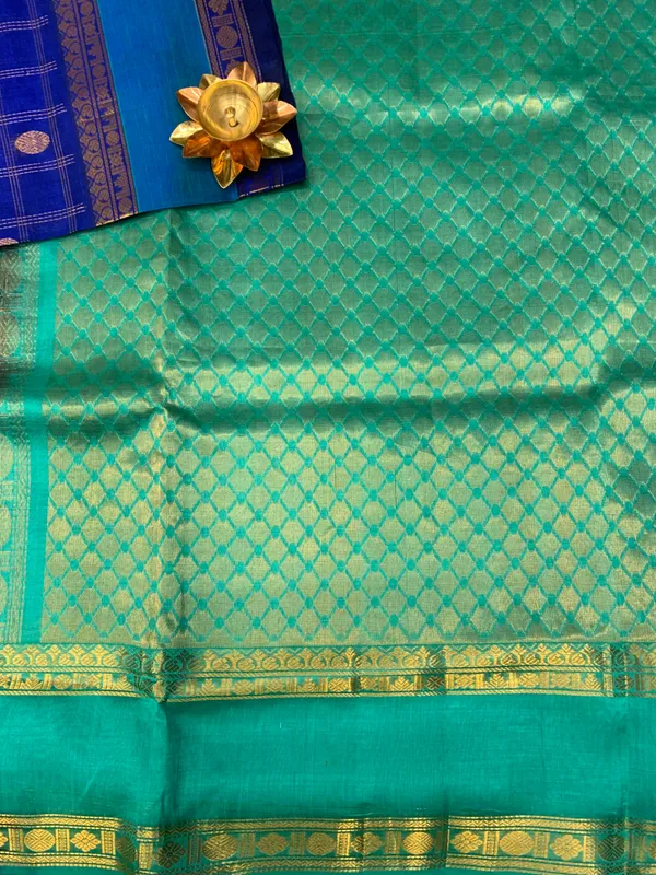 Blue_Checks_Ragini_Cotton_Silk_Saree_With_Contrast_Teal_Pallu_And_Zari_Border