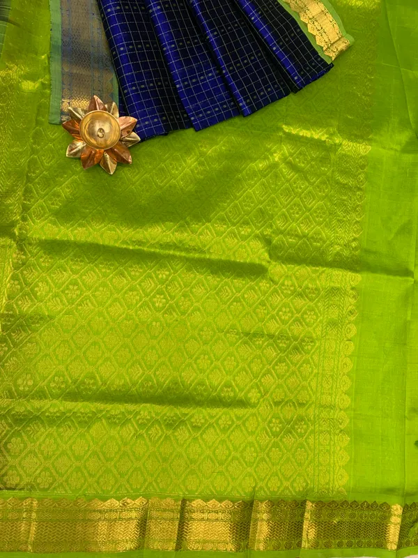 Royal_Blue_Cotton_Silk_Ragini_Saree_With_Green_Zari_Border