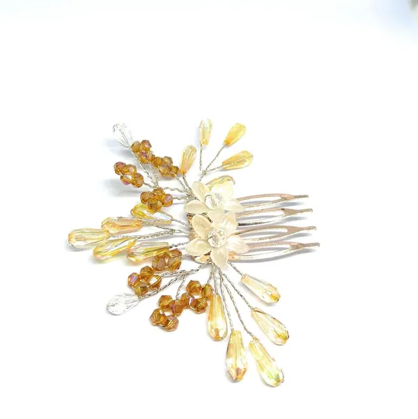 Hair_Bun_Juda_Brooch_With_Artificial_Flowers_And_Pearls