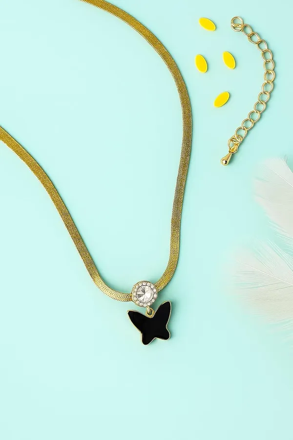 Butterfly_Pendant_Necklace_For_Women