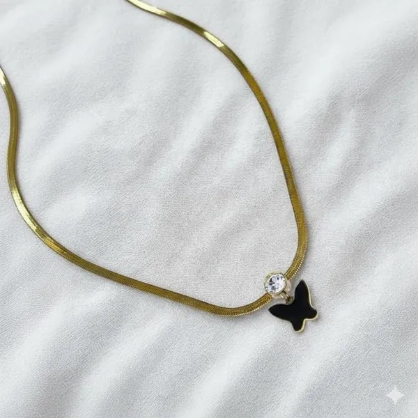 Butterfly_Pendant_Necklace_For_Women