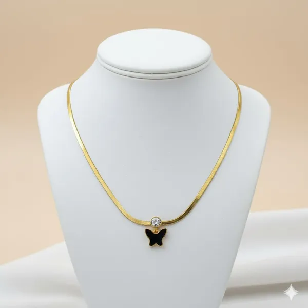 Butterfly_Pendant_Necklace_For_Women