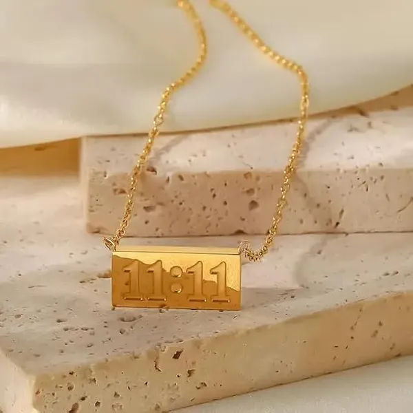 Stainless_Steel_Pendant_Necklace