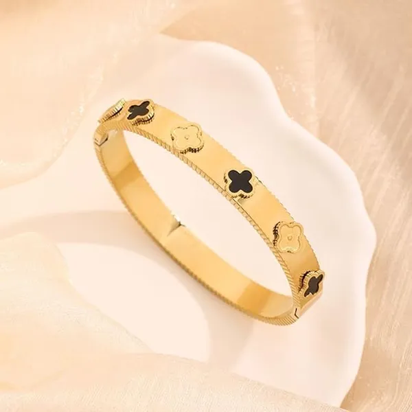 Stainless_Steel_Bangle_Bracelet