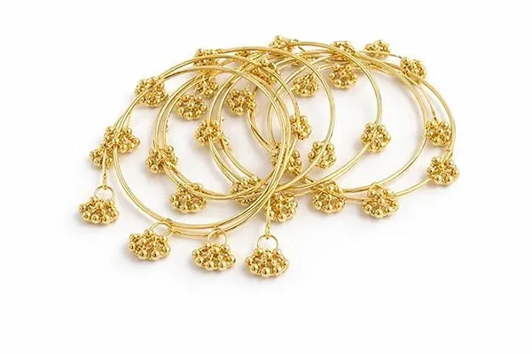 Gold_Glass_Premium_And_Elegant_Bangle_For_Women