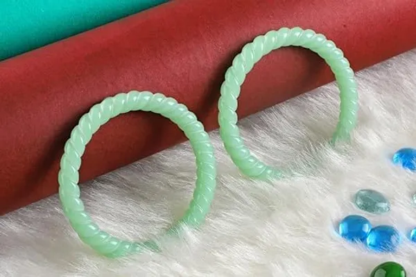 Light_Green_Glass_Premium_And_Elegant_Bangle_For_Women_Set_Of_2