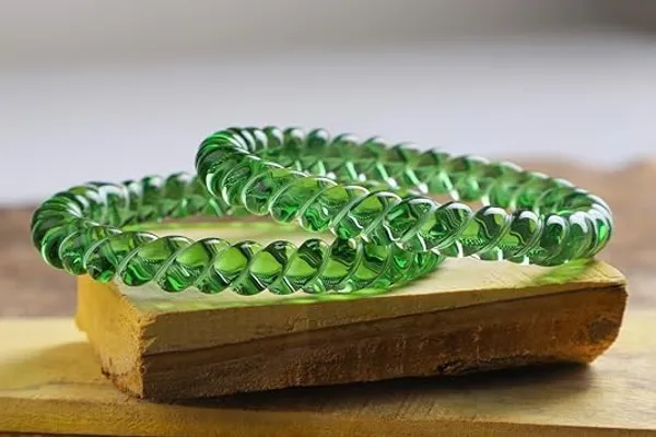 Green_Glass_Premium_And_Elegant_Bangle_For_Women_Set_Of_2