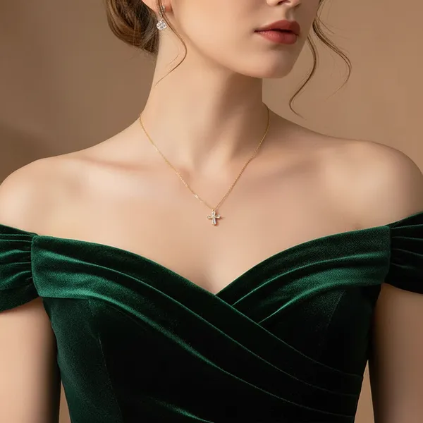 Dainty_Cross_Pendant_Necklace
