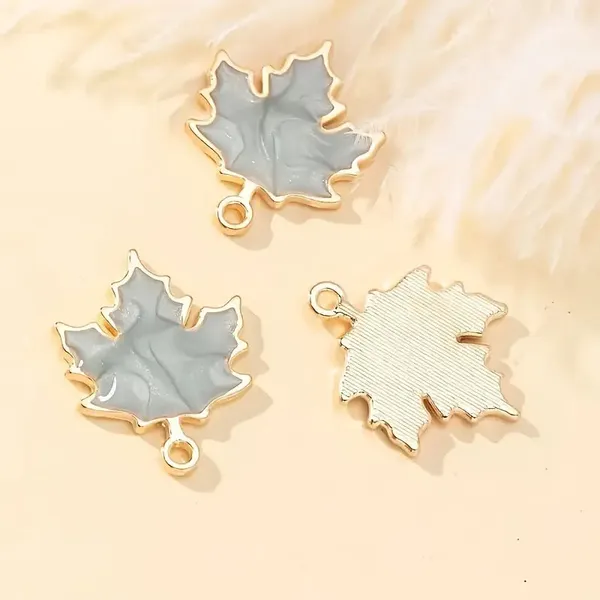 Pretty_Maple_Leaf_Charm_Pendant_Necklace_Black