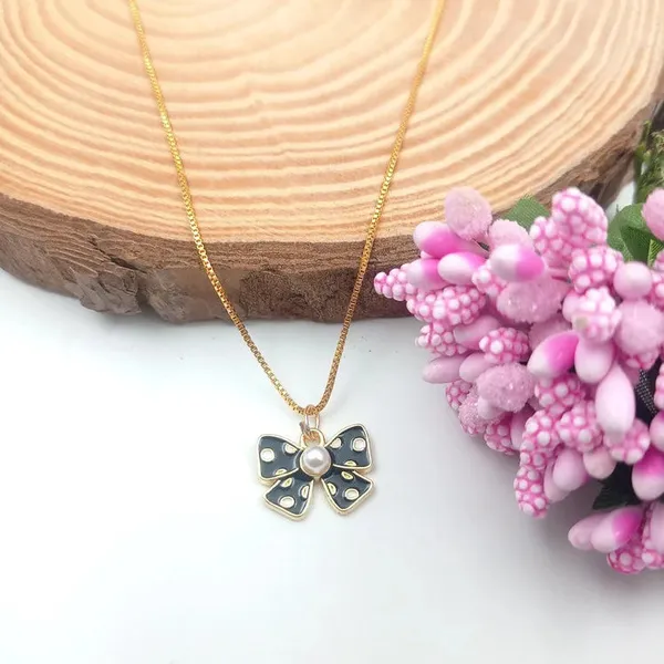 Pretty_Pookie_Bow_Pendant_Necklace_Black