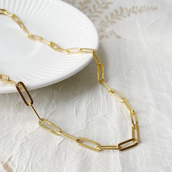 Minimal_Paperclip_Chain_Link_Necklace