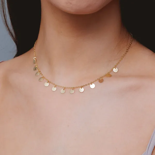 Minimal_Round_Charm_Golden_Necklace