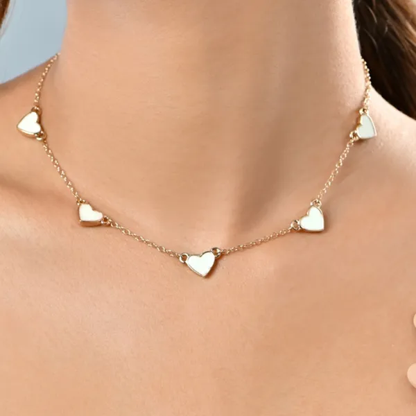 Golden_Chain_Black_Heart_White_Heart_Pendant_Necklaces_White