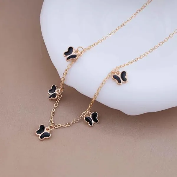 Golden_Chain_Butterfly_Pendant_Necklaces_Black