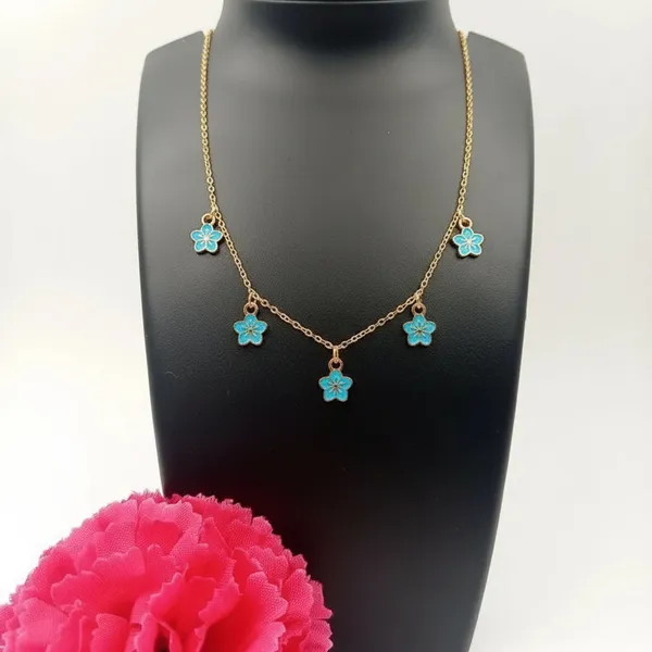 Golden_Chain_Flower_Pendant_Necklaces_Sky_Blue