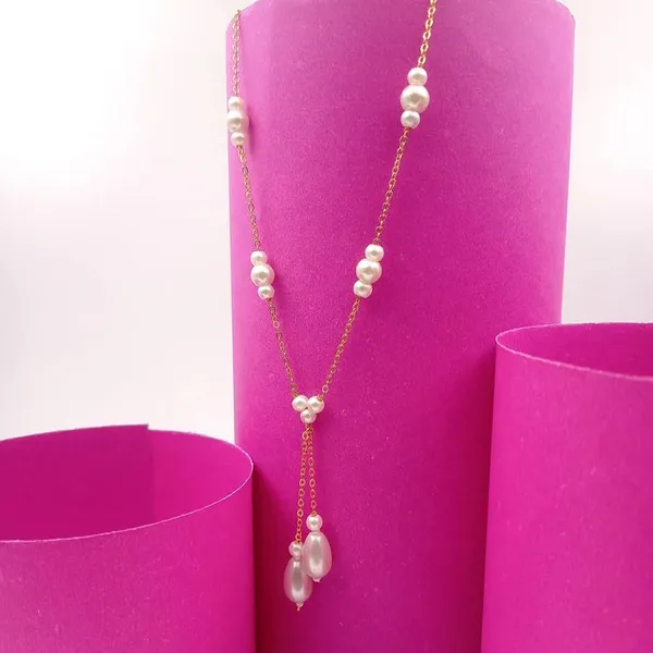 Triple_Pearl_Drop_Y_Chain_Necklace