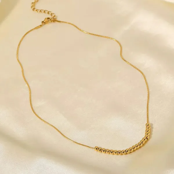 Dainty_Beaded_Golden_Ball_Necklace
