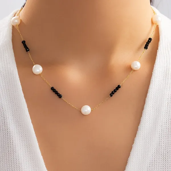 White_Big_Pearl_Necklace