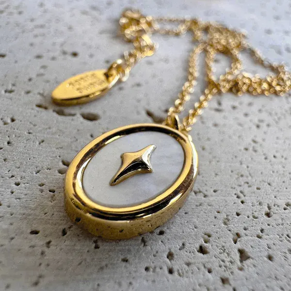 Astral_Oval_Star_Pendant_Necklace