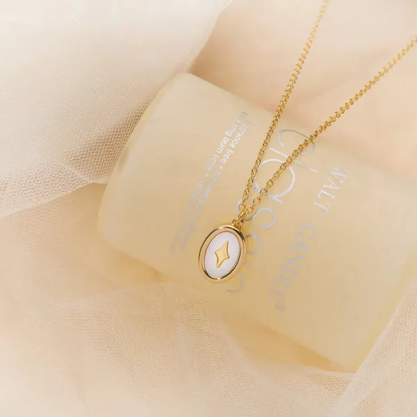 Astral_Oval_Star_Pendant_Necklace