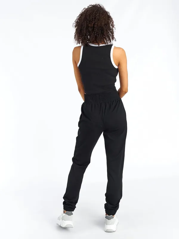 White_Black_Cotton_Slim_Fit_Ribbed_Crew_Neck_Crop_Tank_Top_For_Women