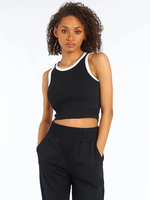 White_Black_Cotton_Slim_Fit_Ribbed_Crew_Neck_Crop_Tank_Top_For_Women