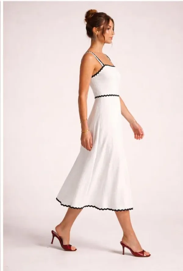 White_Cotton_Blend_Zig_Zag_Print_Midi_Dress_For_Women